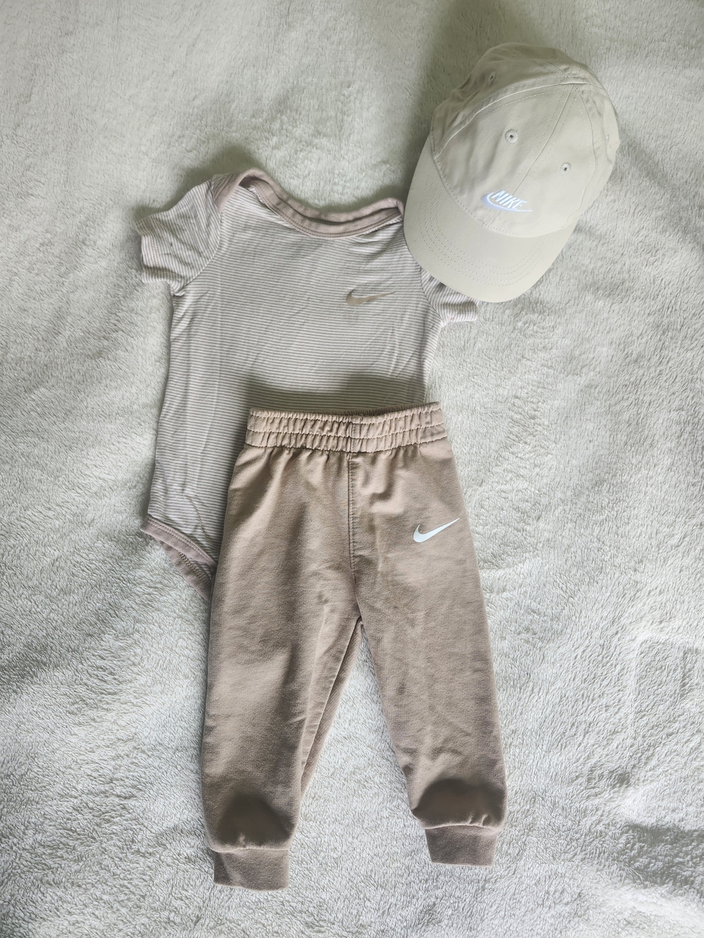 Nike Kids Tan Jogger Set with White Swoosh And Matching Hat